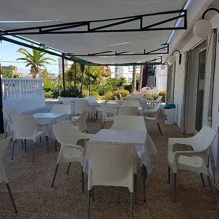 Hostal Bahia Alicante-3
