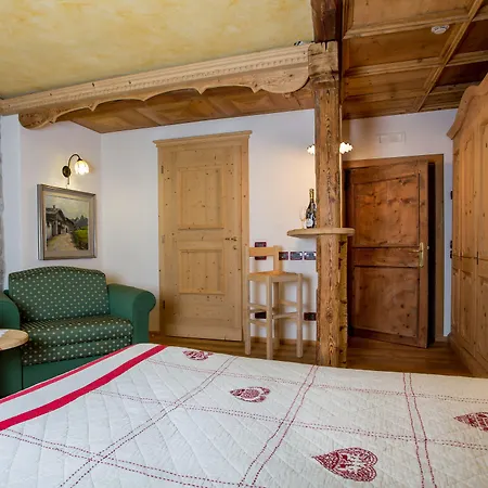Hotel La Stua-2
