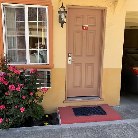 Budget Motel-2