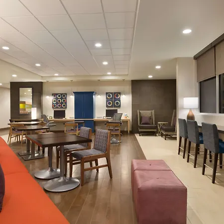 Home2 Suites By Hilton Glendale Westgate-2