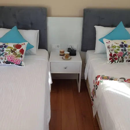 Lavender'S Lodge Hotel-2