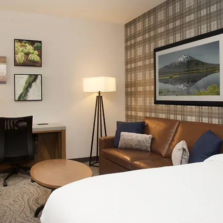 Springhill Suites By Marriott Bend-3