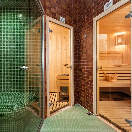 Willa Florek-2
