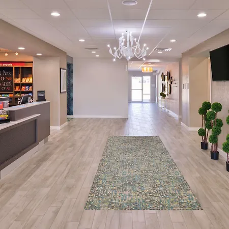 Hampton Inn Emporia, Ks-2