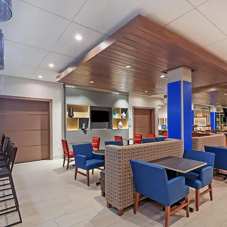 Holiday Inn Express And Suites Chanute By Ihg-3