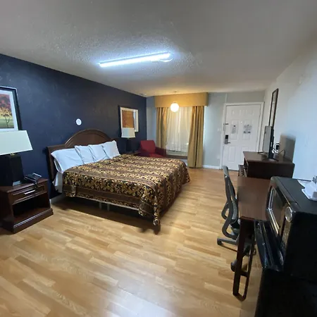 Royal Lodge-2