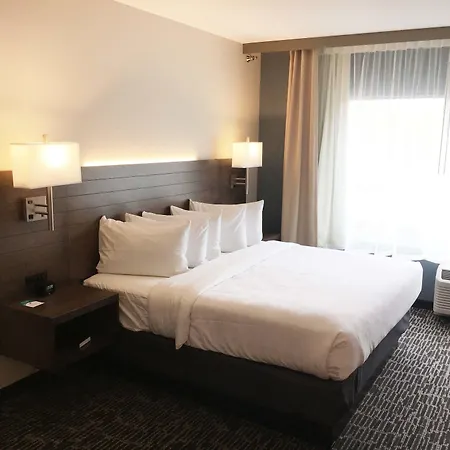 Gundersen Hotel & Suites-3