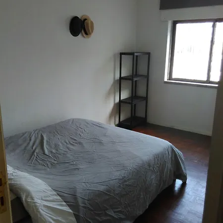 Lisbon South Bay Rooms-2