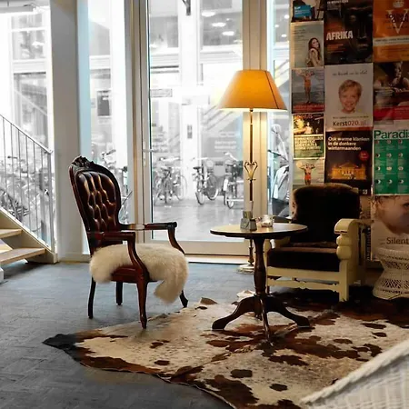 Q-Factory Hotel-3