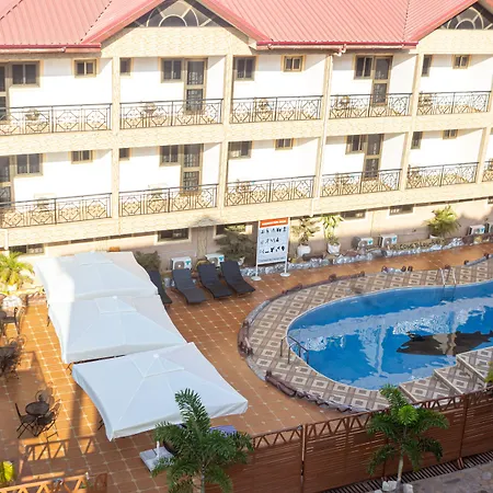 Lou Ralph Hotel-2