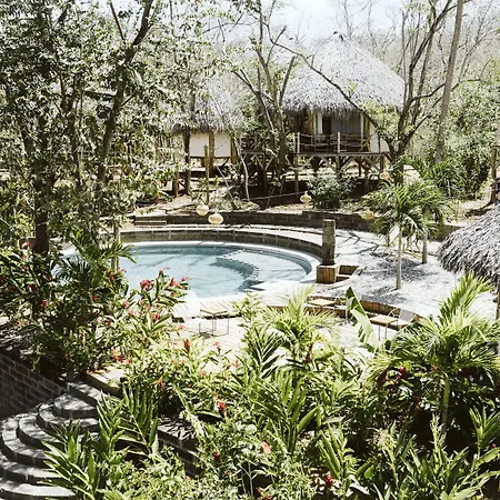 Dreamsea Surf Resort Nicaragua-2