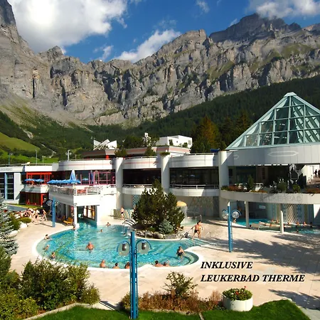 Hotel Viktoria-Leukerbad-Therme-2