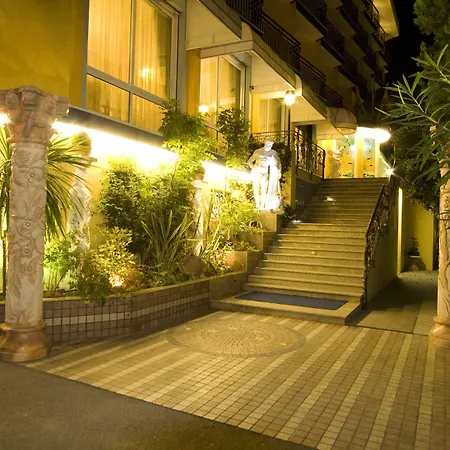 Hotel Napoleon-2