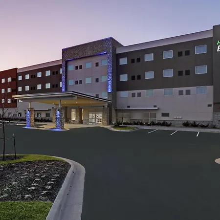 Holiday Inn Express & Suites - Lenexa - Overland Park Area By Ihg-3