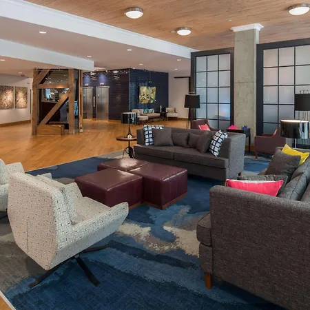 Hampton Inn And Suites By Hilton Portland-Pearl District-3