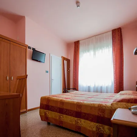 Hotel Lorenzo-2