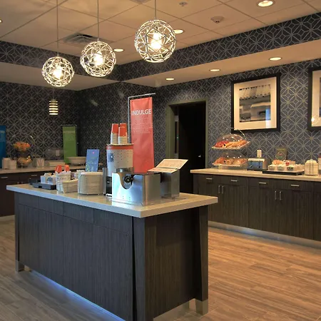 Hampton Inn West Plains-2