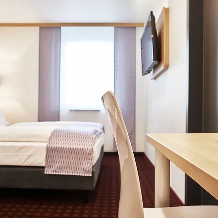 Mcdreams Hotel Duesseldorf-City-3
