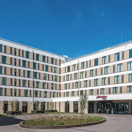 Hampton By Hilton Freiburg-2