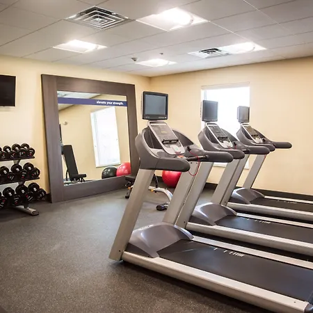 Hampton Inn-Pontiac-3