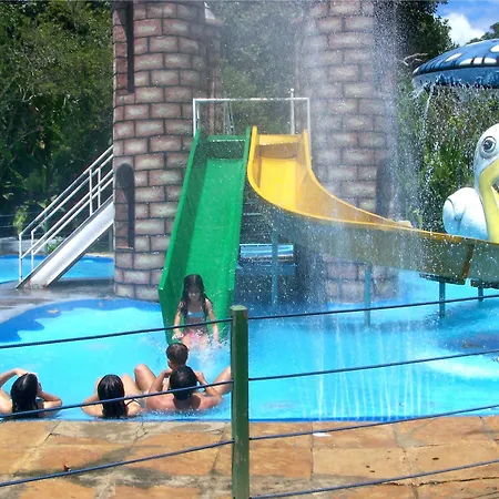 Resort Hotel Cajuína Náutico Club-3