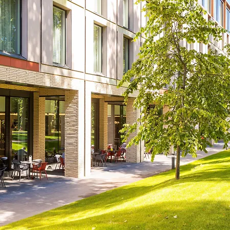 Courtyard By Marriott Edinburgh West-3