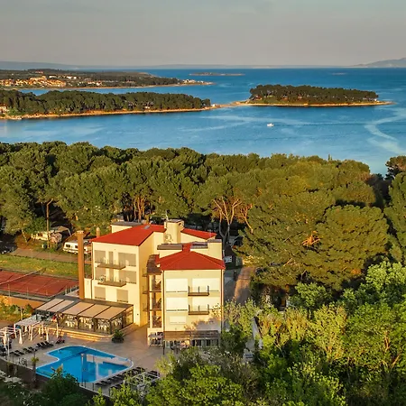 Premantura Resort - Hotel & Restaurant-2