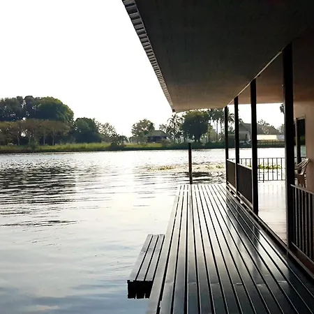 Tamarind Guesthouse-2