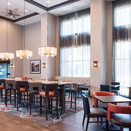 Hampton Inn And Suites At Wisconsin Dells Lake Delton-3