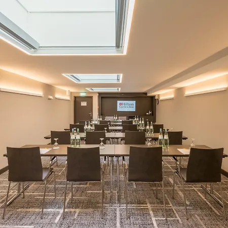 Hilton Garden Inn Frankfurt City Centre-3