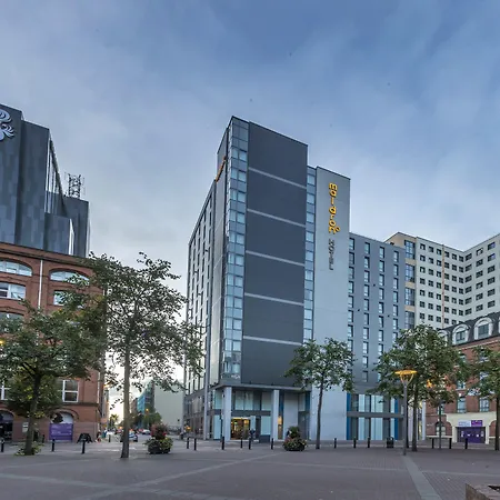 Maldron Hotel Belfast City-2