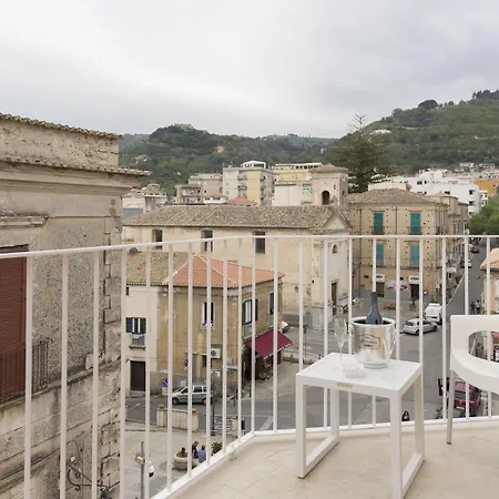 Townhouse Tropea-3