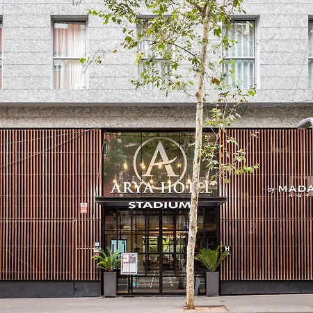 Arya Stadium Hotel-3