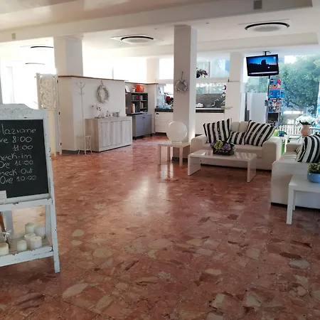 Hotel Ambasciata-3