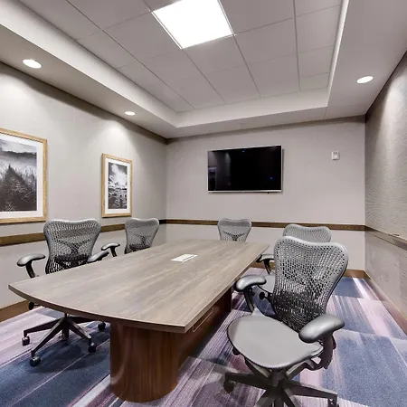 Hampton Inn & Suites Fort Worth Downtown-3
