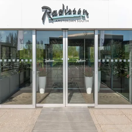 Radisson Hotel&Suites Amsterdam South-3