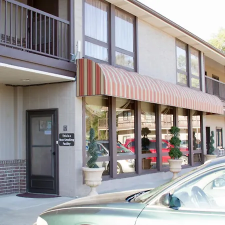 Cottonwood Inn & Suites-3
