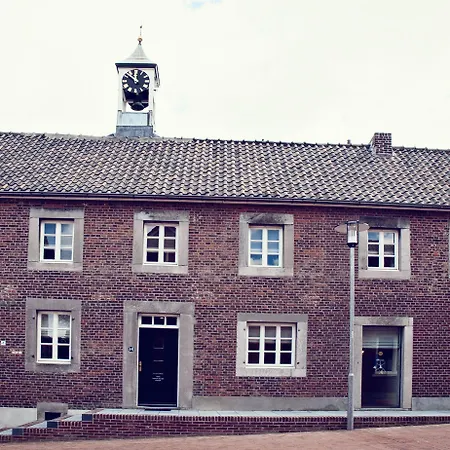 Maison Village-2