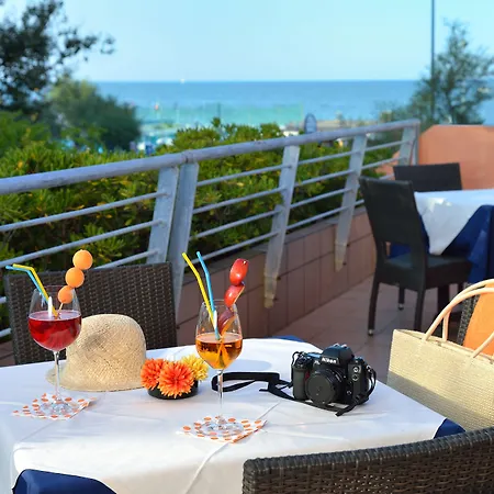 Hotel Rossini-2
