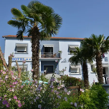 Hotel La Roseraie-3