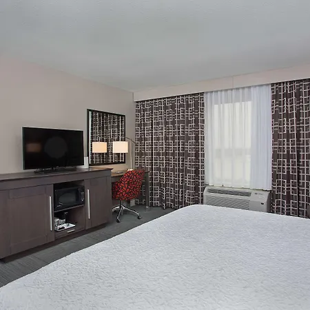 Hampton Inn Vincennes-2