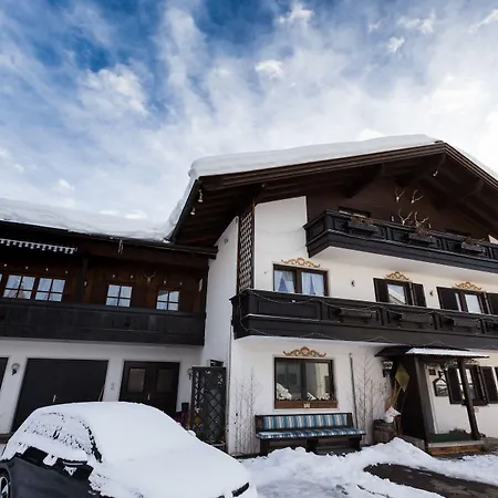 DEVA Hotel Kaiserblick-2