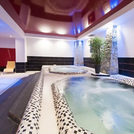 CGH Résidences&Spas Le Centaure-2