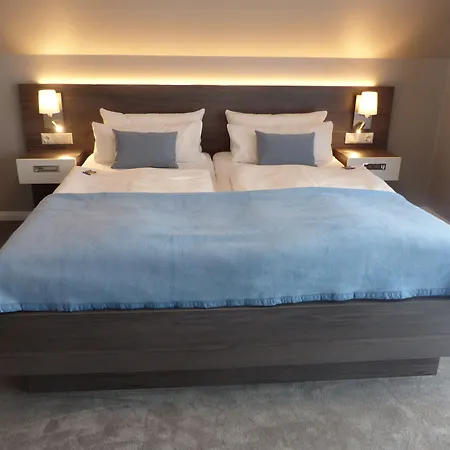 Strand-Hotel-3