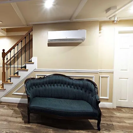 Bellevue Manor-2