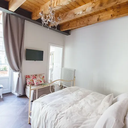 Alessia'S Place-3