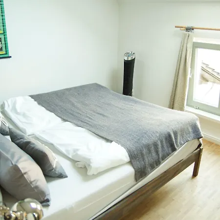 Haus & Hof Guest House-2