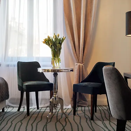 Plaza Boutique Hotel-2
