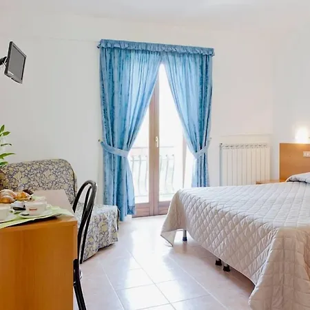 Albergo Della Corte-2