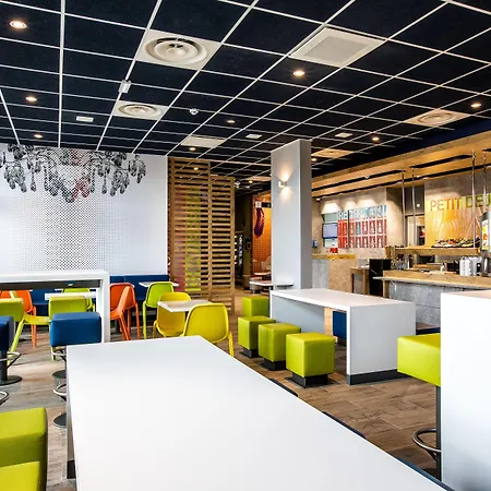 Ibis Budget Paris Gennevilliers-3